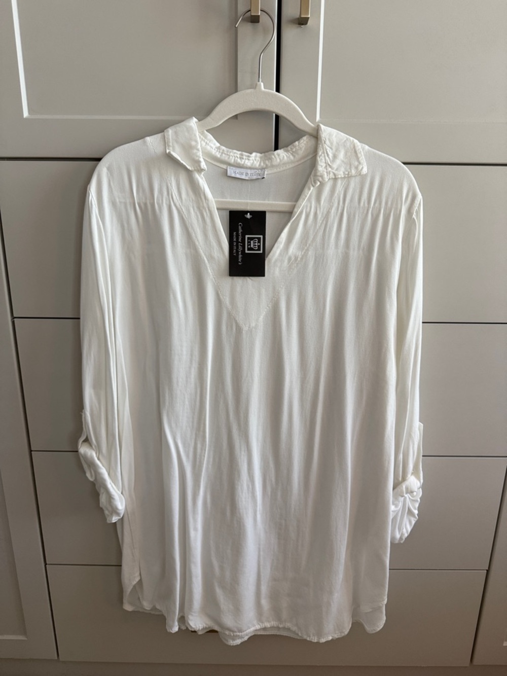 Women's White Casual V-Neck Tunic Shirt